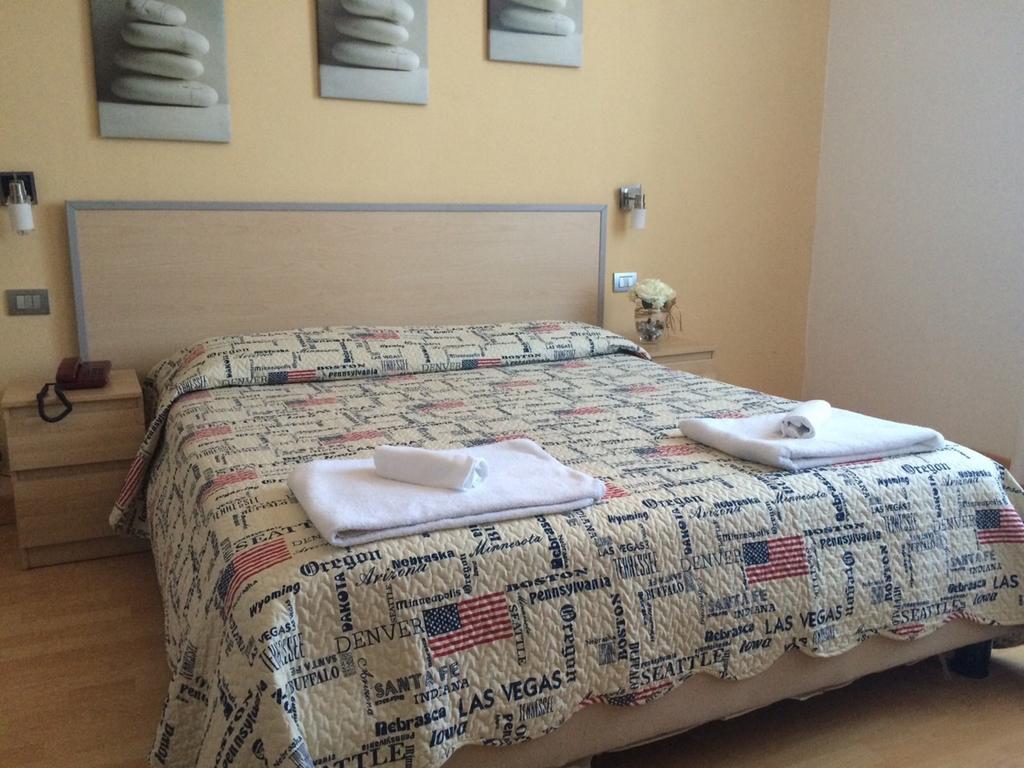 מונטה קטיני טרמה Hotel Butterfly חדר תמונה